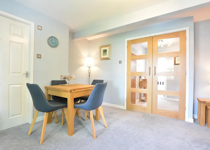 Beech Apartment
